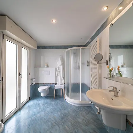 Ancora Hotel