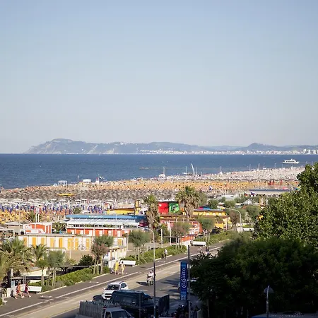 Ancora Hotel 3*
