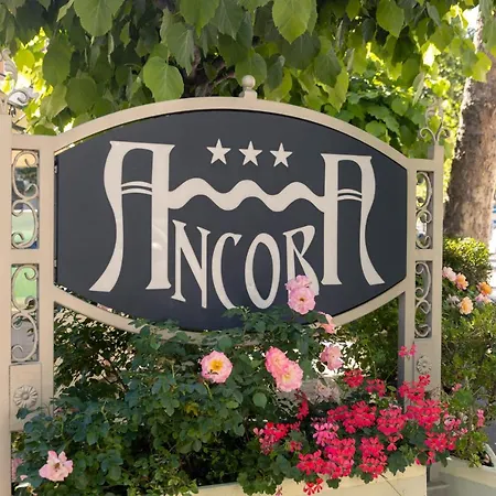 Отель Ancora 3*