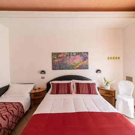 Ancora Hotel 3*