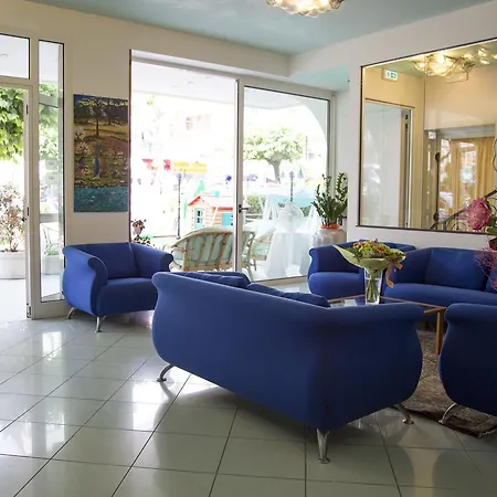 Ancora 3* Римини